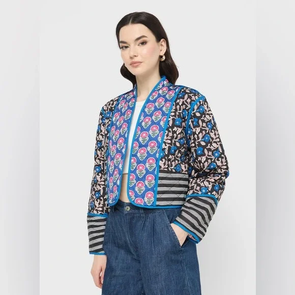 Reversible Quilted Cropped Dainty Floral Jacket - Picture 7 of 15